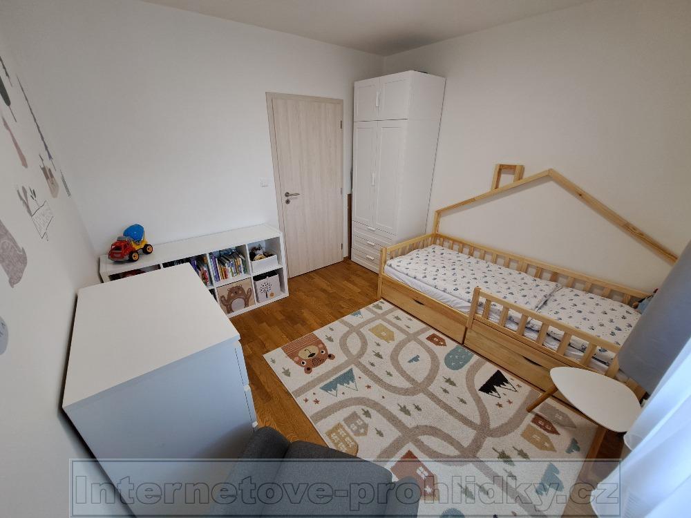 Pronájem bytu 3+kk 76 m2, Praha – náhled fotky 9