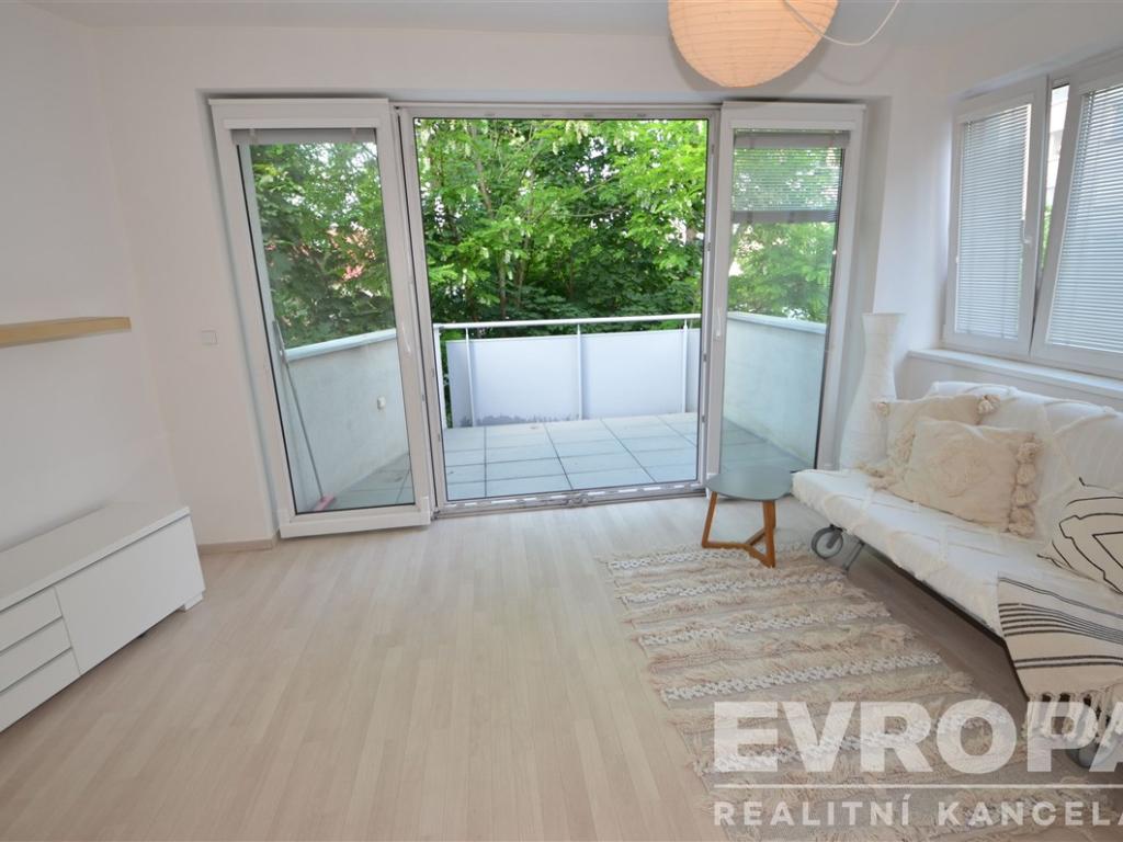 Pronájem bytu 1+kk 47 m2