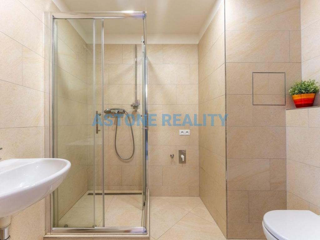 Prodej bytu 1+kk 36 m2, Praha – náhled fotky 13