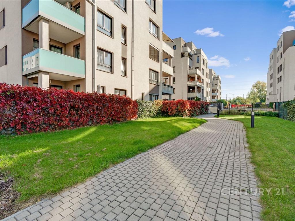 Pronájem bytu 2+kk 59 m2, Praha – náhled fotky 17