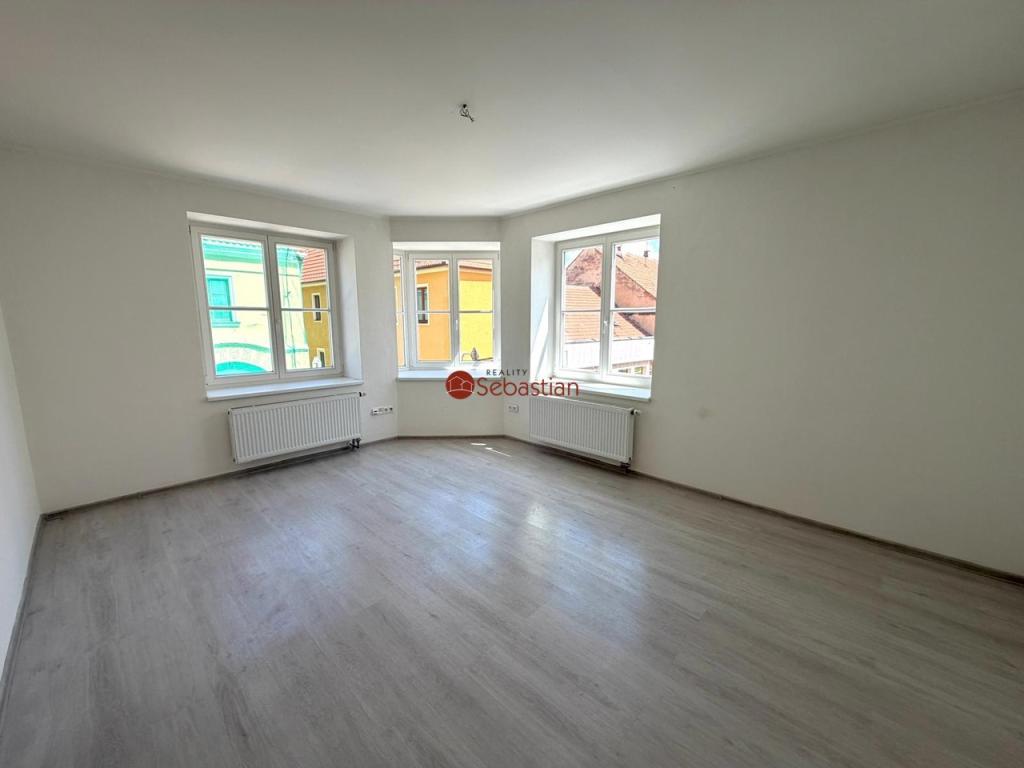 Pronájem bytu 3+kk 66 m2