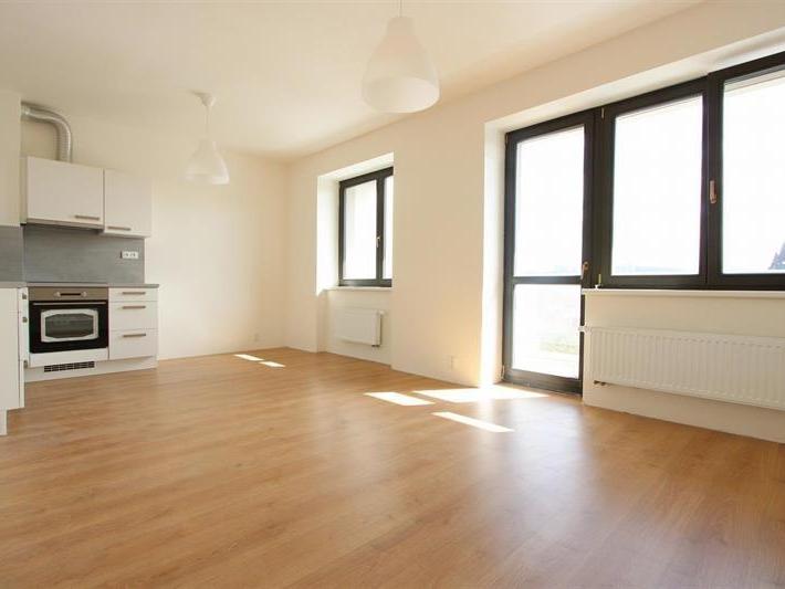 Pronájem 2+kk, Brno - Rotalova, 17900 Kč, 57 m2
