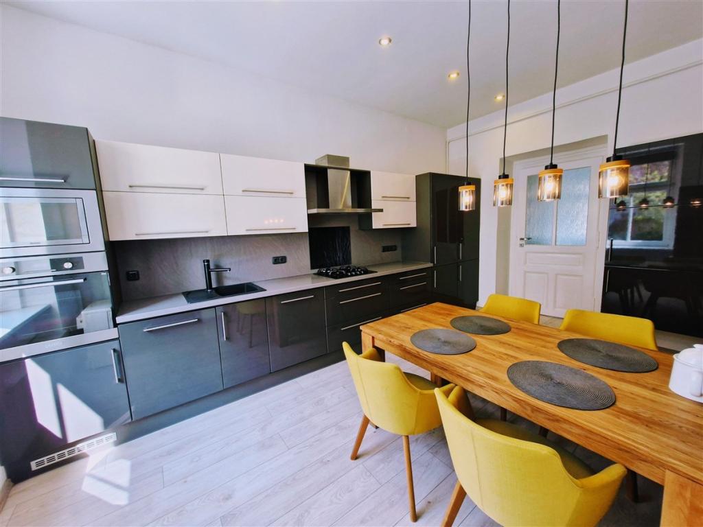 Pronájem bytu 2+1 62 m2