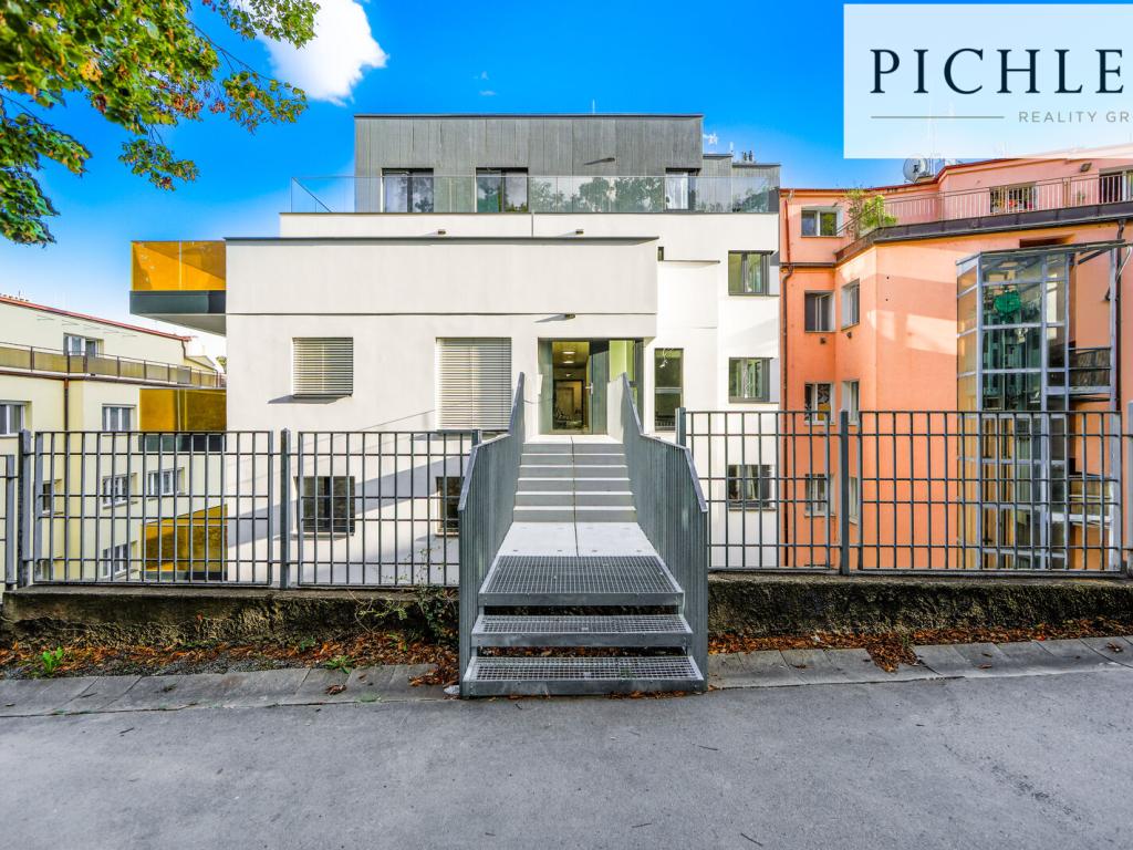 Prodej bytu 2+kk 39 m2, Praha – náhled fotky 21