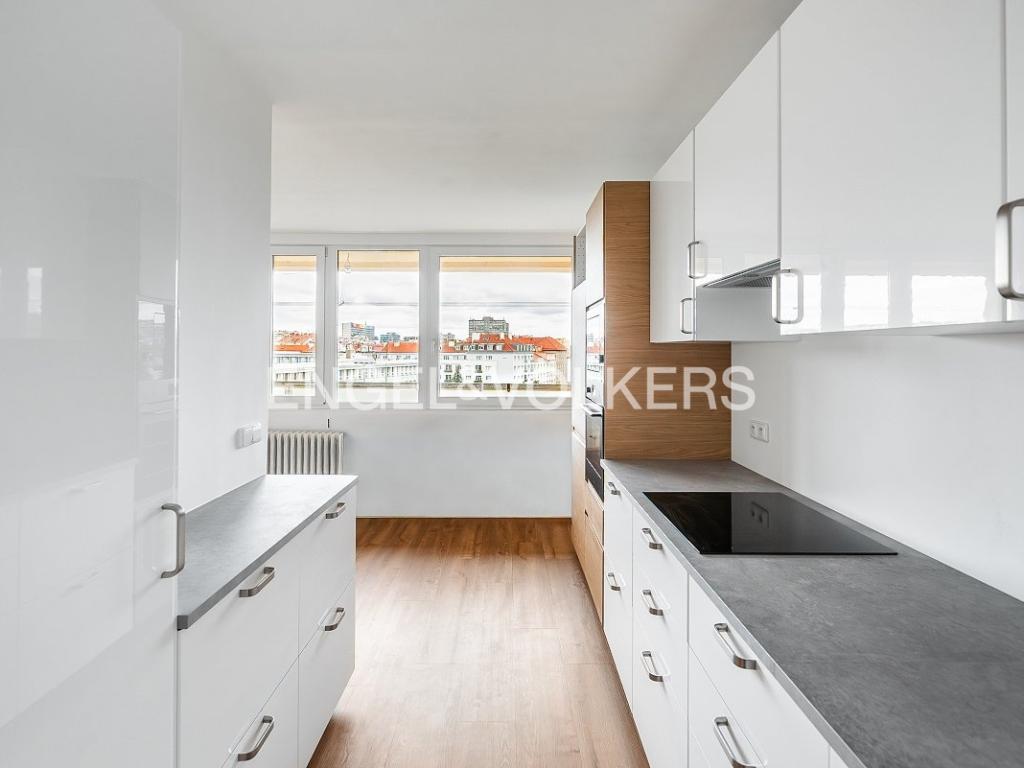 Pronájem bytu 3+kk 75 m2