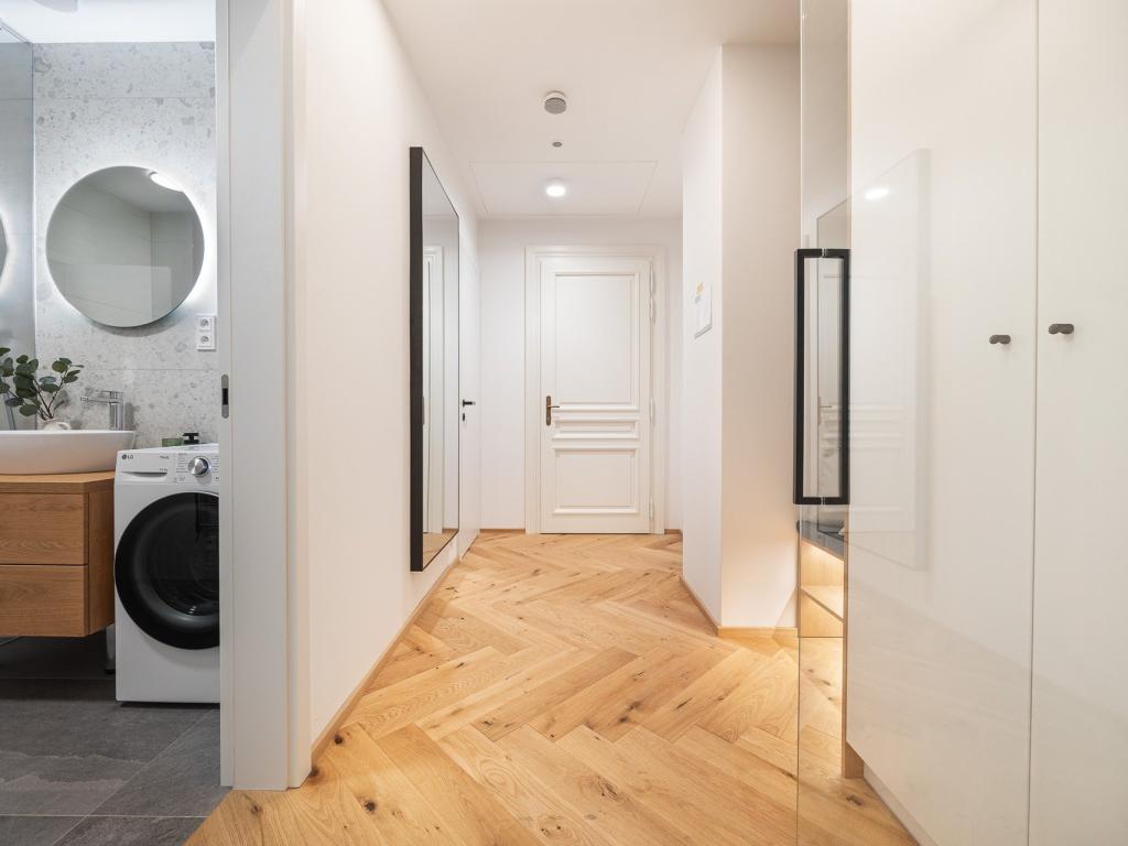 Pronájem bytu 1+kk 43 m2, Praha – náhled fotky 14