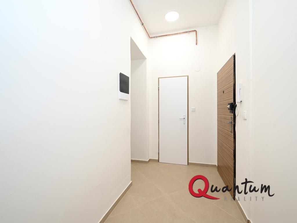 Pronájem bytu 2+kk 50 m2, Praha – náhled fotky 7