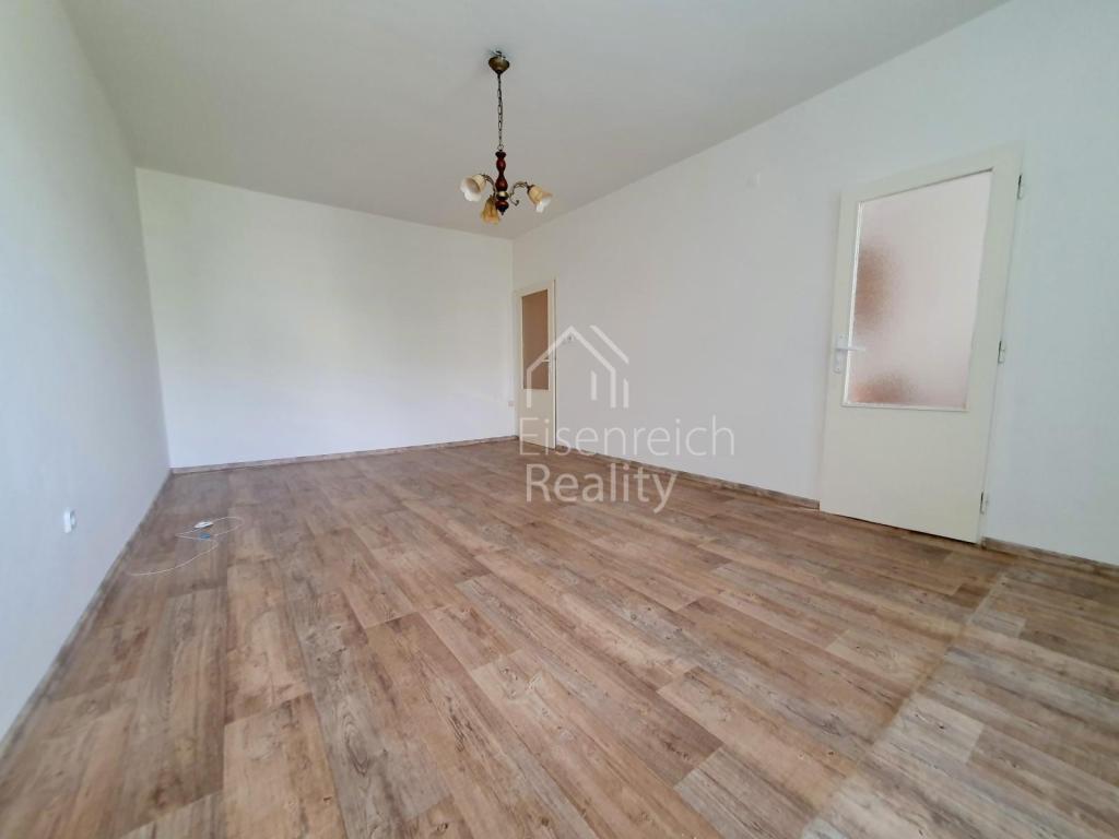 Pronájem bytu 1+1 32 m2