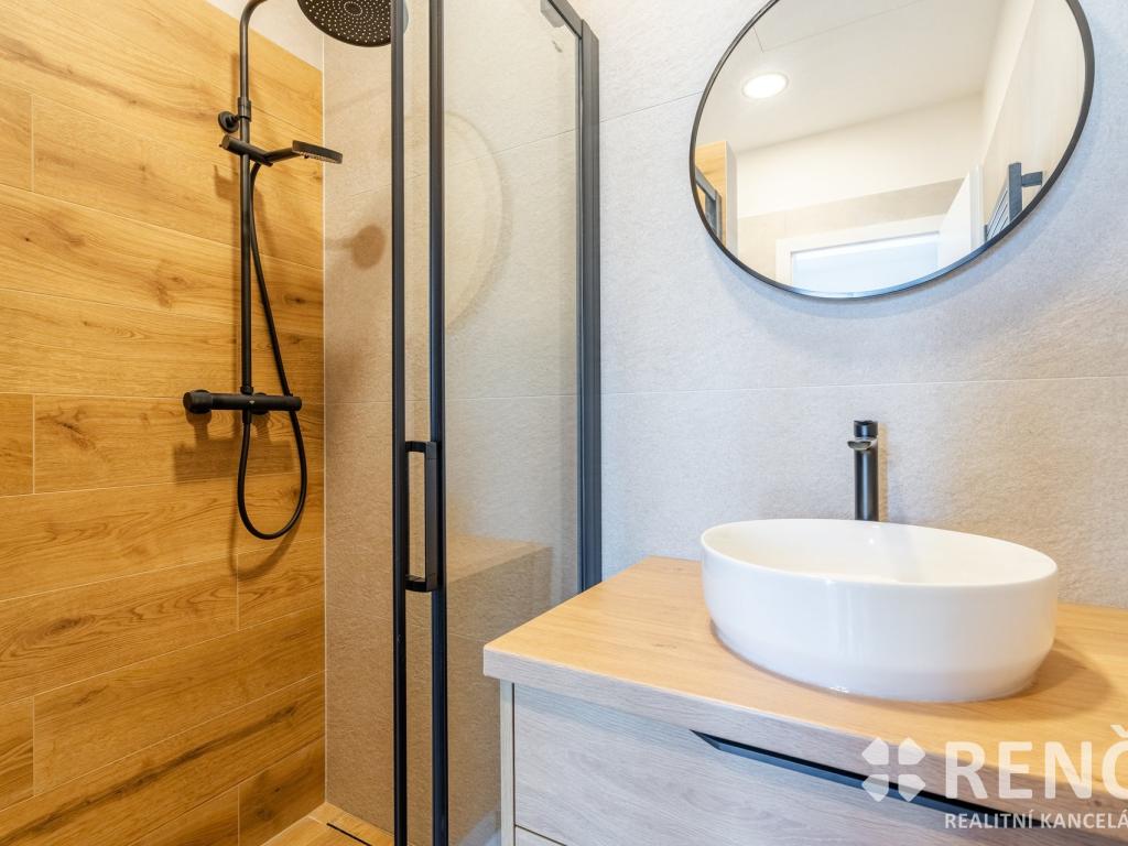 Pronájem bytu 2+kk 52 m2