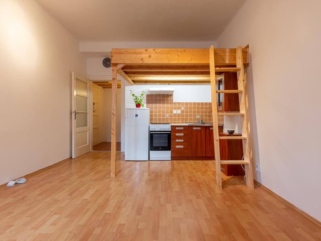 Pronájem bytu 1+kk 28 m2