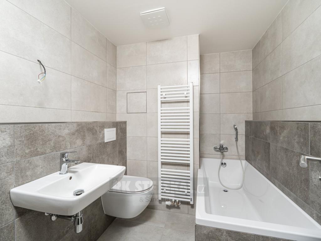 Pronájem bytu 1+kk 34 m2