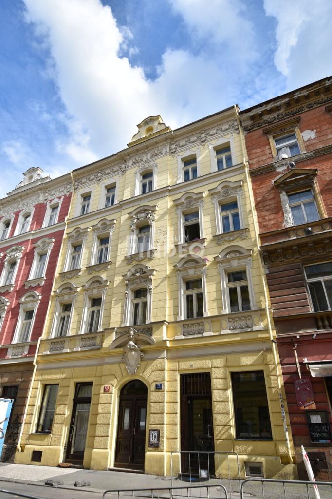 Pronájem bytu 1+kk 40 m2