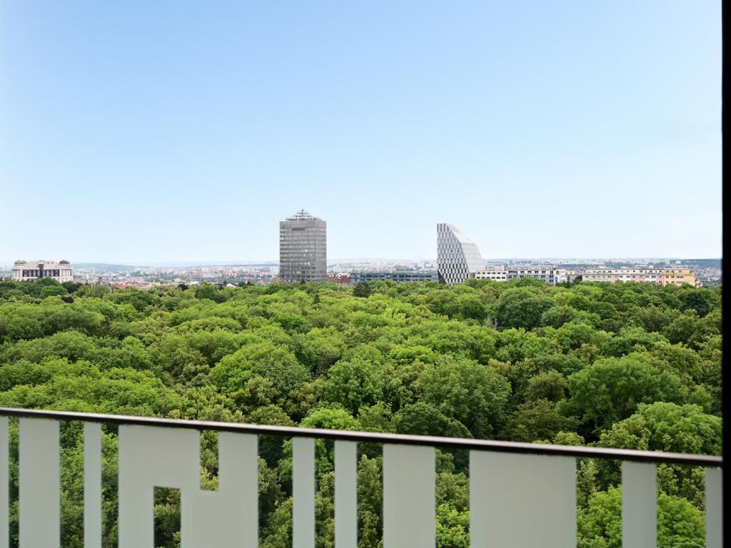 Pronájem bytu 4+kk 120 m2