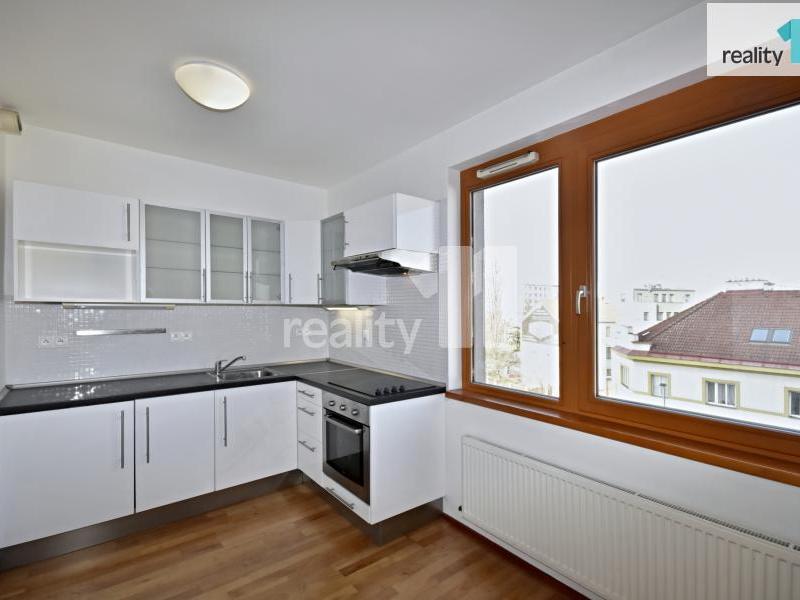 Pronájem bytu 1+kk 38 m2