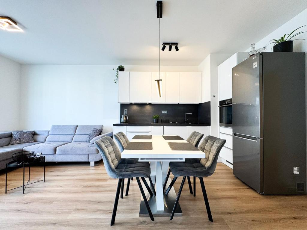 Pronájem bytu 2+kk 62 m2