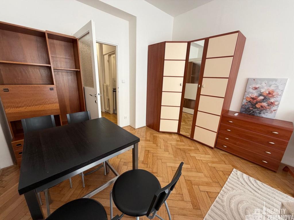 Pronájem bytu 1+1 33 m2