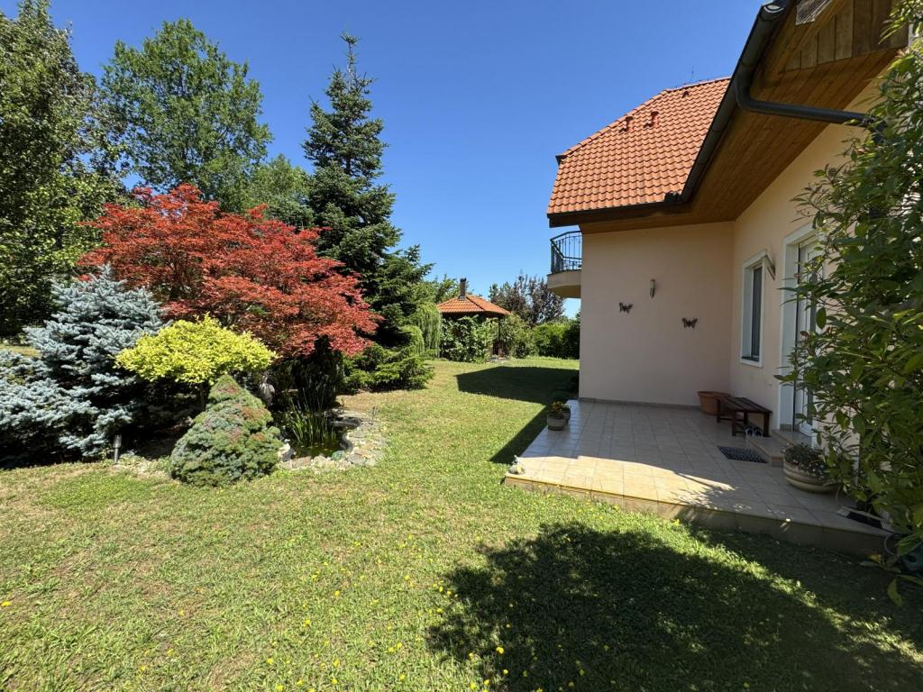 Prodej domu 301 m2, Praha – náhled fotky 8