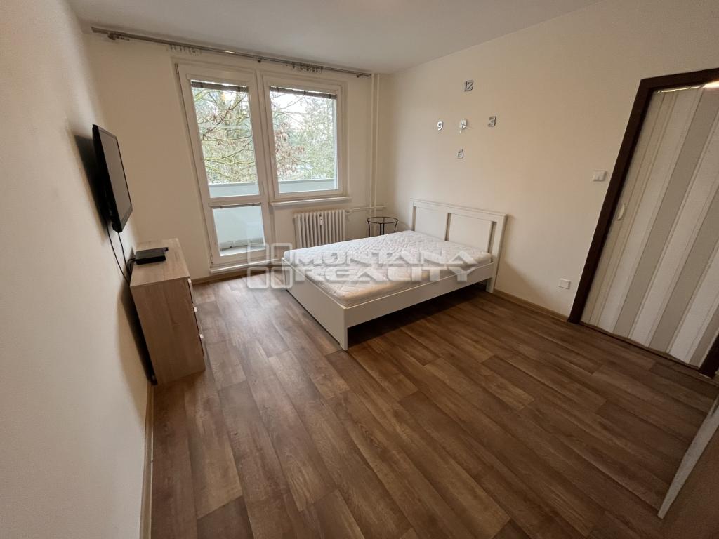 Pronájem bytu 1+1 35 m2