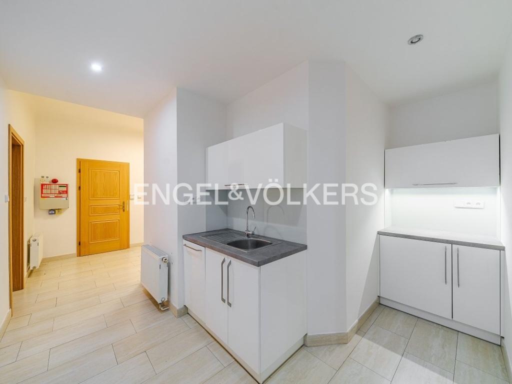Pronájem bytu 4+kk 120 m2