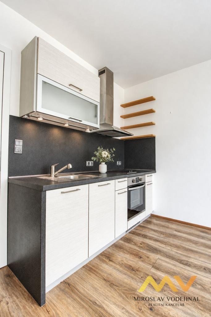 Pronájem bytu 1+kk 32 m2, Hradec Králové – náhled fotky 5