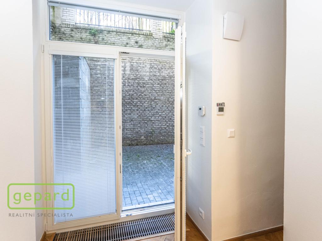 Pronájem bytu 2+1 58 m2