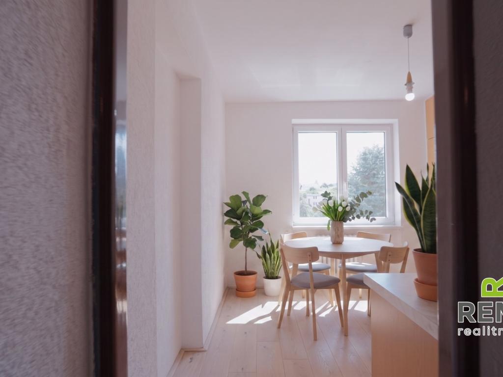 Prodej bytu 3+1 88 m2, Bojkovice – náhled fotky 28