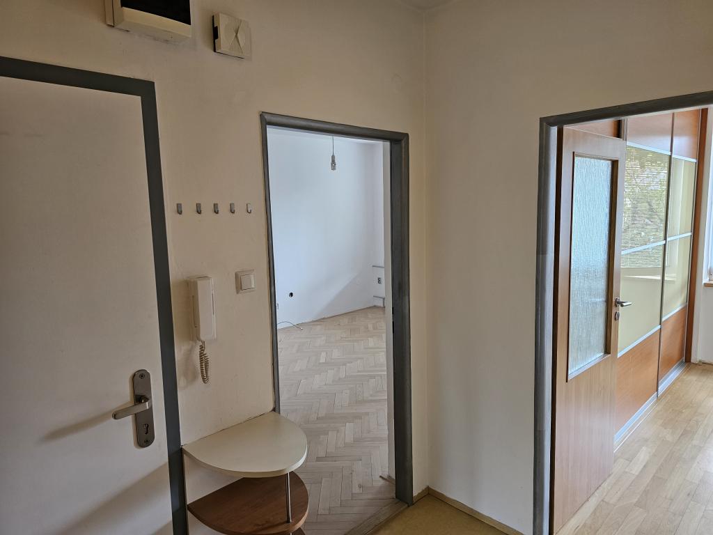 Pronájem bytu 2+1 53 m2