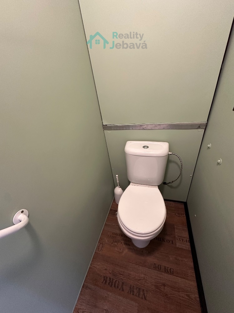 Pronájem bytu 3+1 85 m2, Chrudim – náhled fotky 12