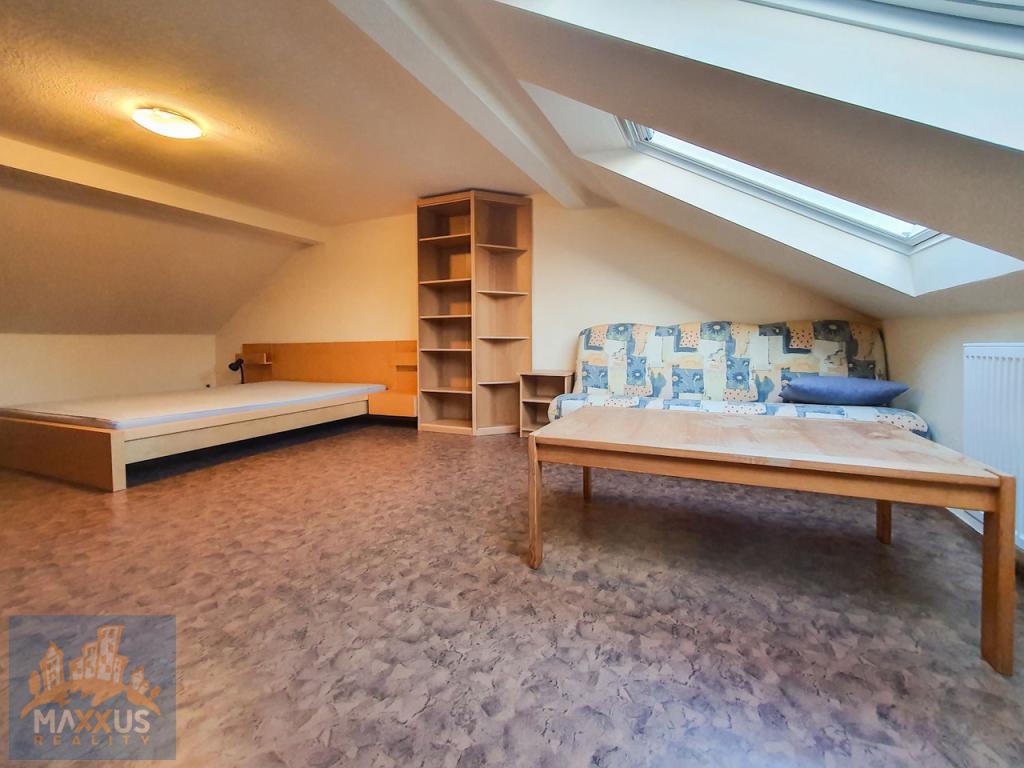 Pronájem domu 483 m2, Praha – náhled fotky 27