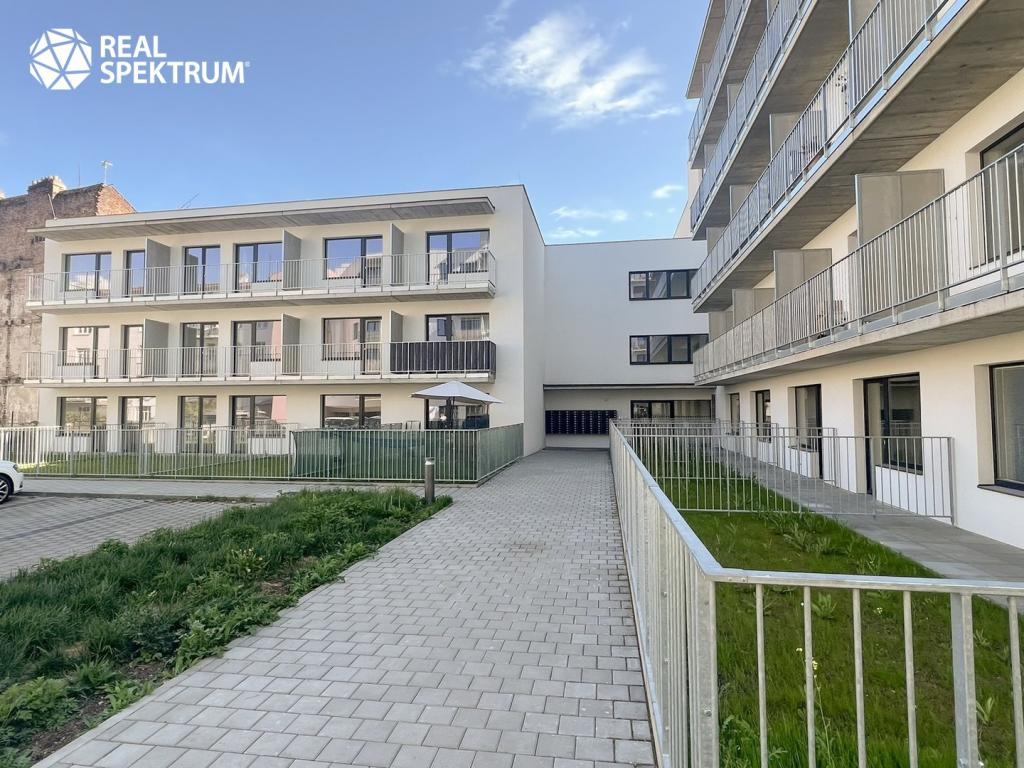 Pronájem bytu 1+kk 27 m2