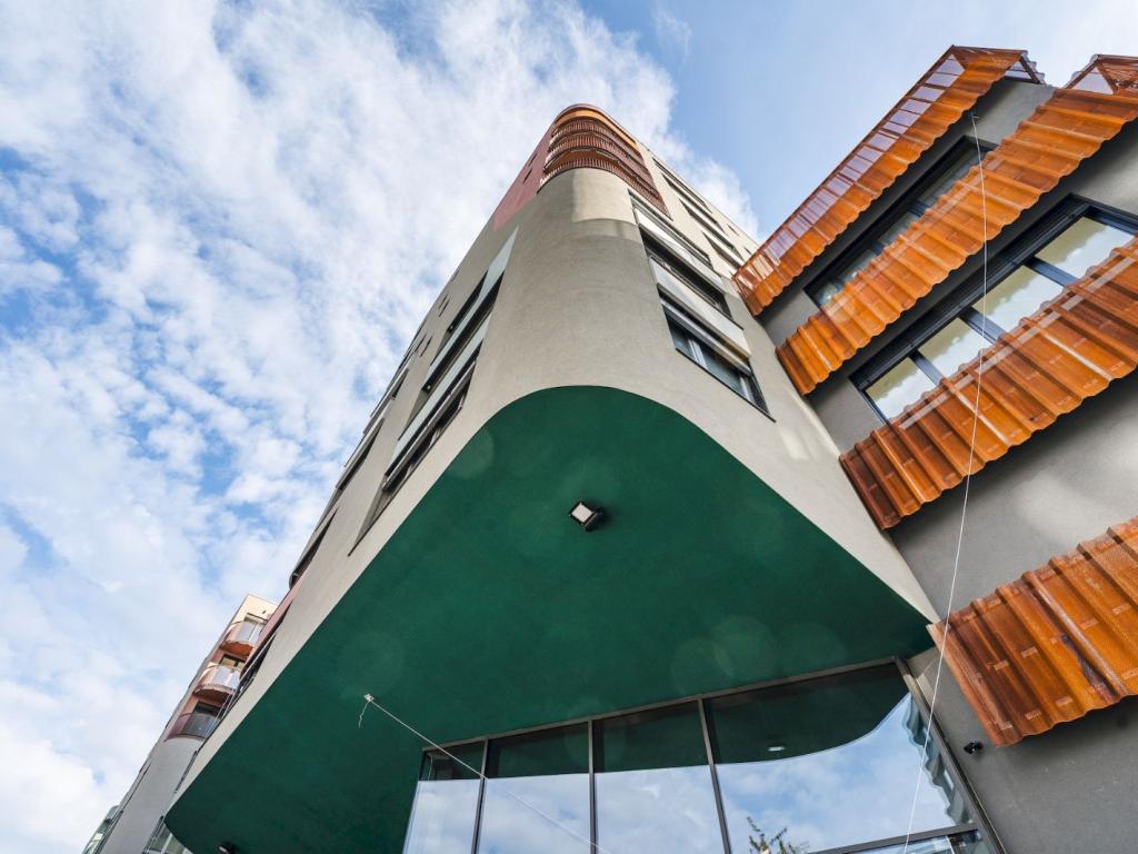 Pronájem bytu 1+kk 37 m2, Praha – náhled fotky 18