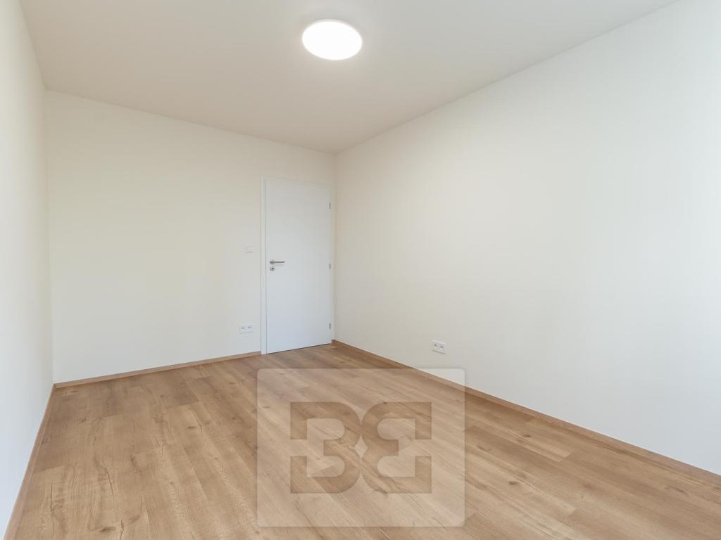 Pronájem bytu 3+kk 74 m2
