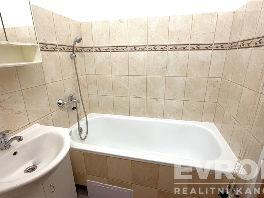 Pronájem bytu 2+1 52 m2