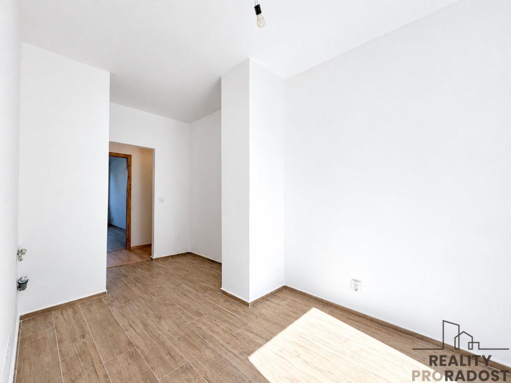 Prodej bytu 3+1 68 m2, Praha – náhled fotky 20