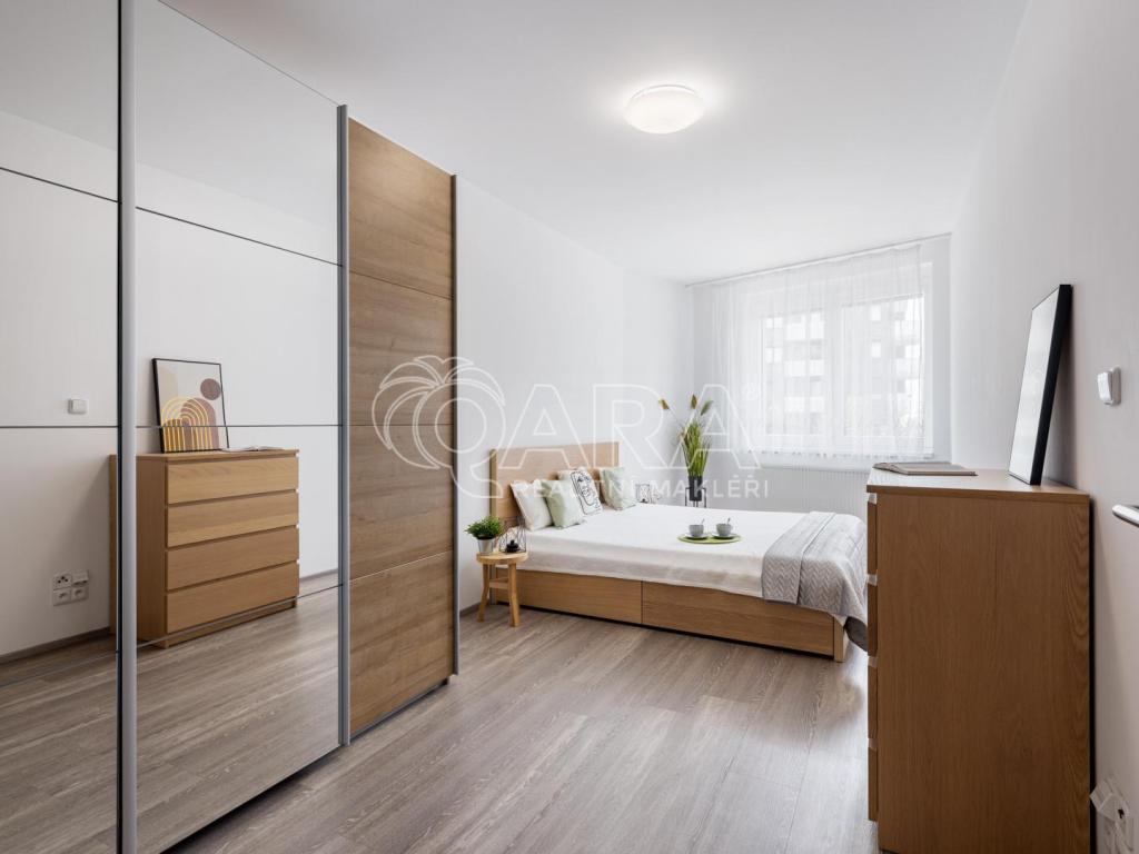 Pronájem bytu 2+kk 67 m2, Praha – náhled fotky 13