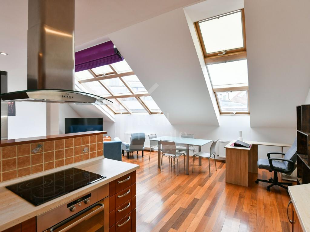 Pronájem bytu 2+kk 107 m2