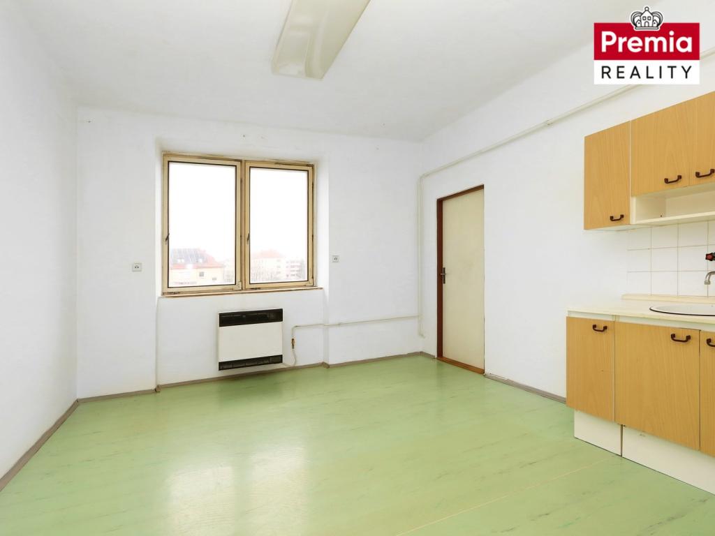 Pronájem bytu 1+1 52 m2