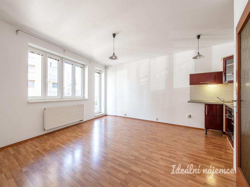 Pronájem bytu 1+kk 34 m2