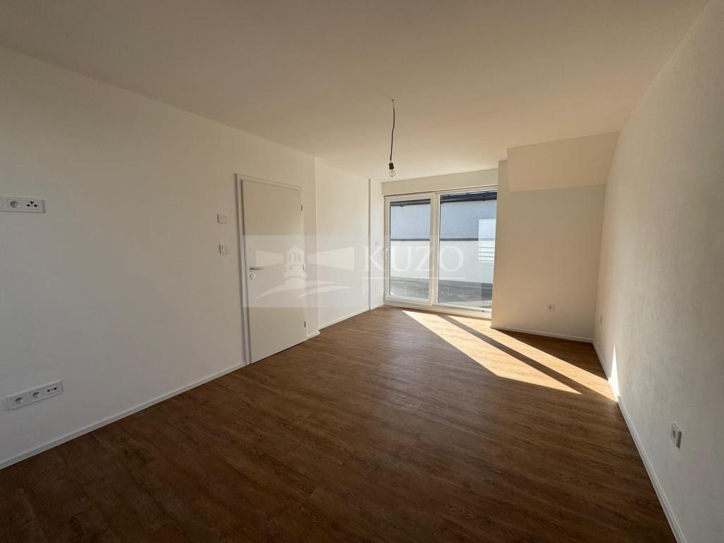 Pronájem domu 165 m2, Mladá Boleslav – náhled fotky 15