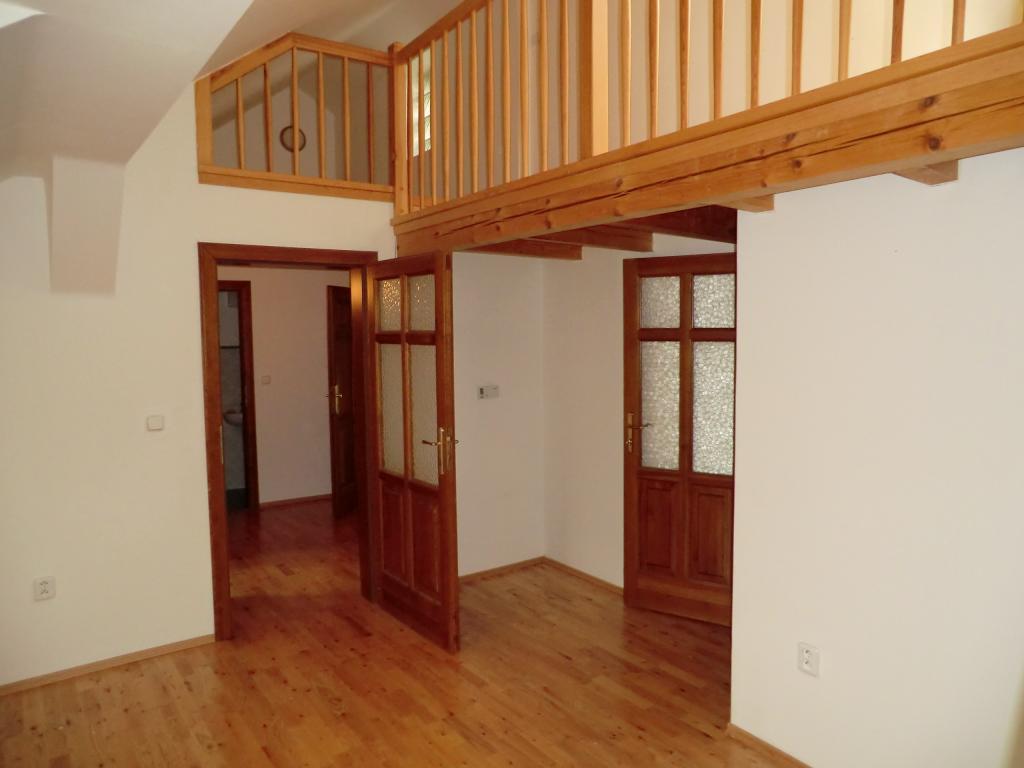 Listing 4