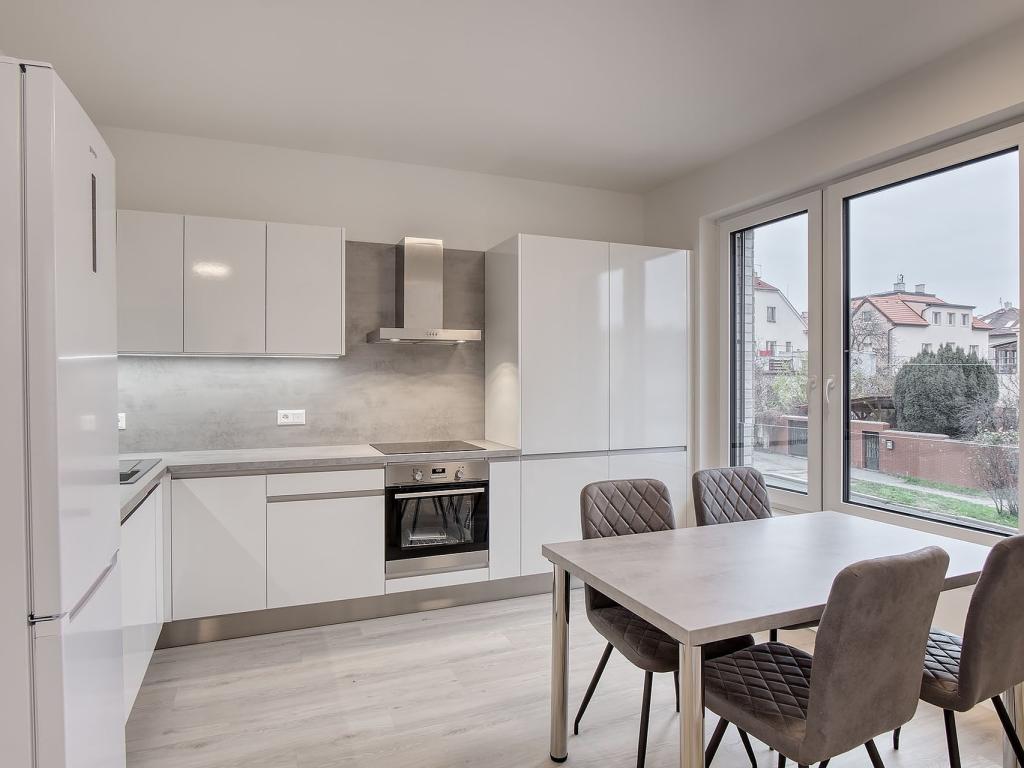 Pronájem bytu 2+kk 50 m2