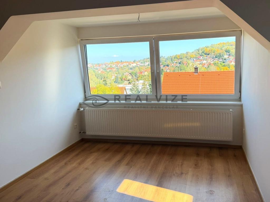 Pronájem bytu 1+kk 37 m2