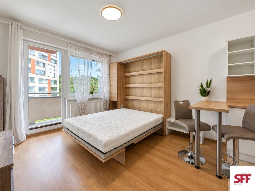 Pronájem bytu 1+kk 35 m2