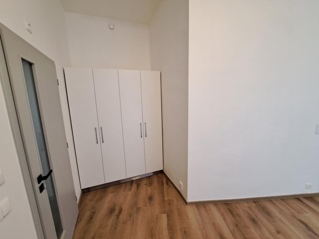 Pronájem bytu 1+kk 27 m2, Brno – náhled fotky 7
