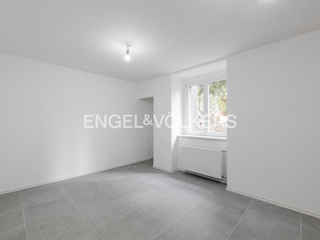 Pronájem bytu 1+kk 33 m2
