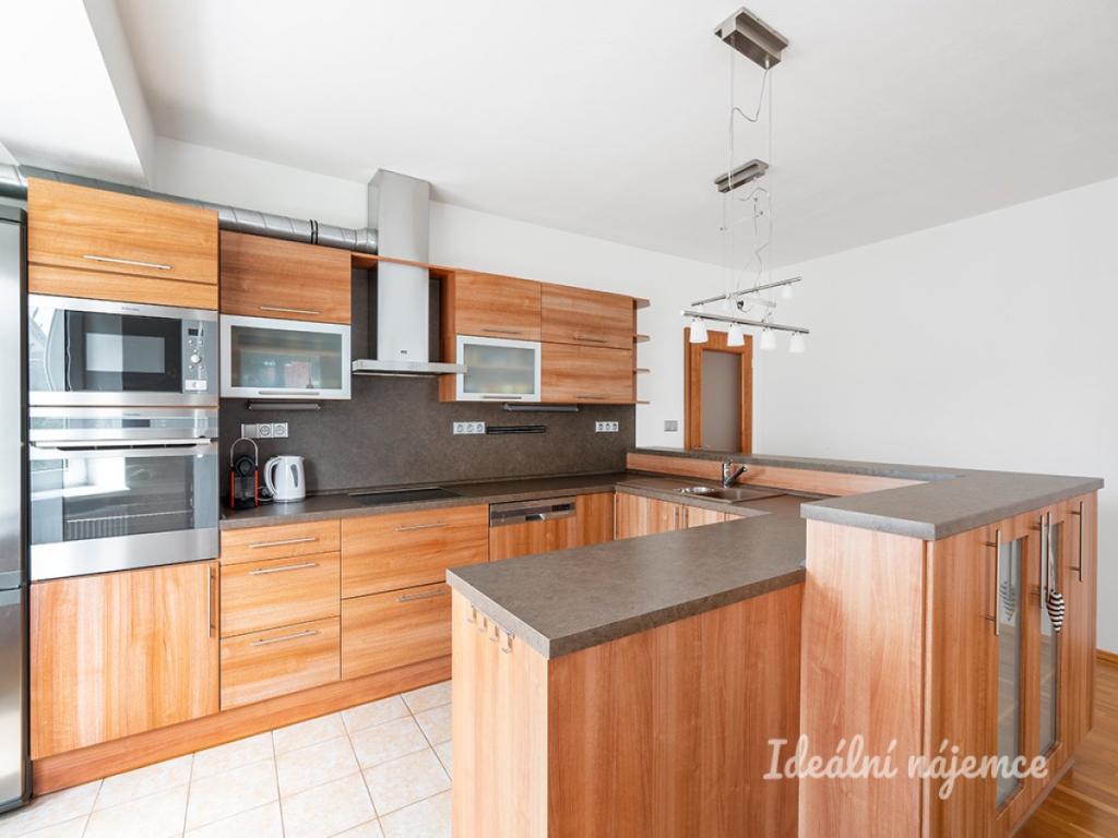 Pronájem bytu 4+kk 112 m2