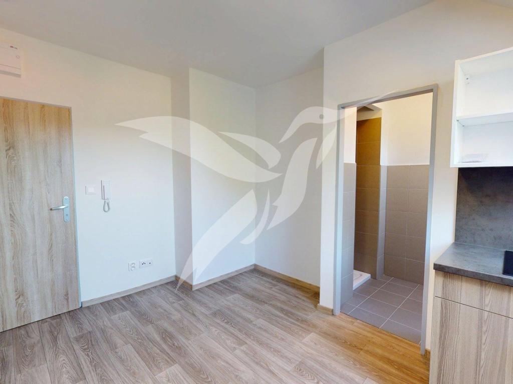 Pronájem bytu 1+kk 16 m2