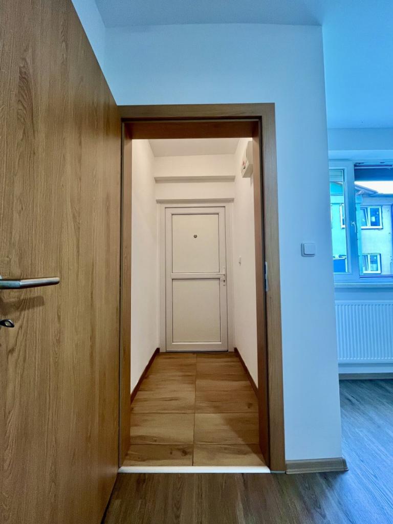 Pronájem bytu 1+kk 27 m2, Ostrava – náhled fotky 11