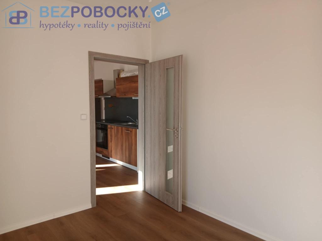 Pronájem bytu 2+kk 39 m2