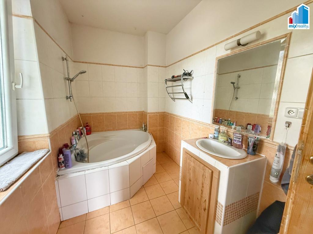 Pronájem bytu 3+1 86 m2, Přehýšov – náhled fotky 19